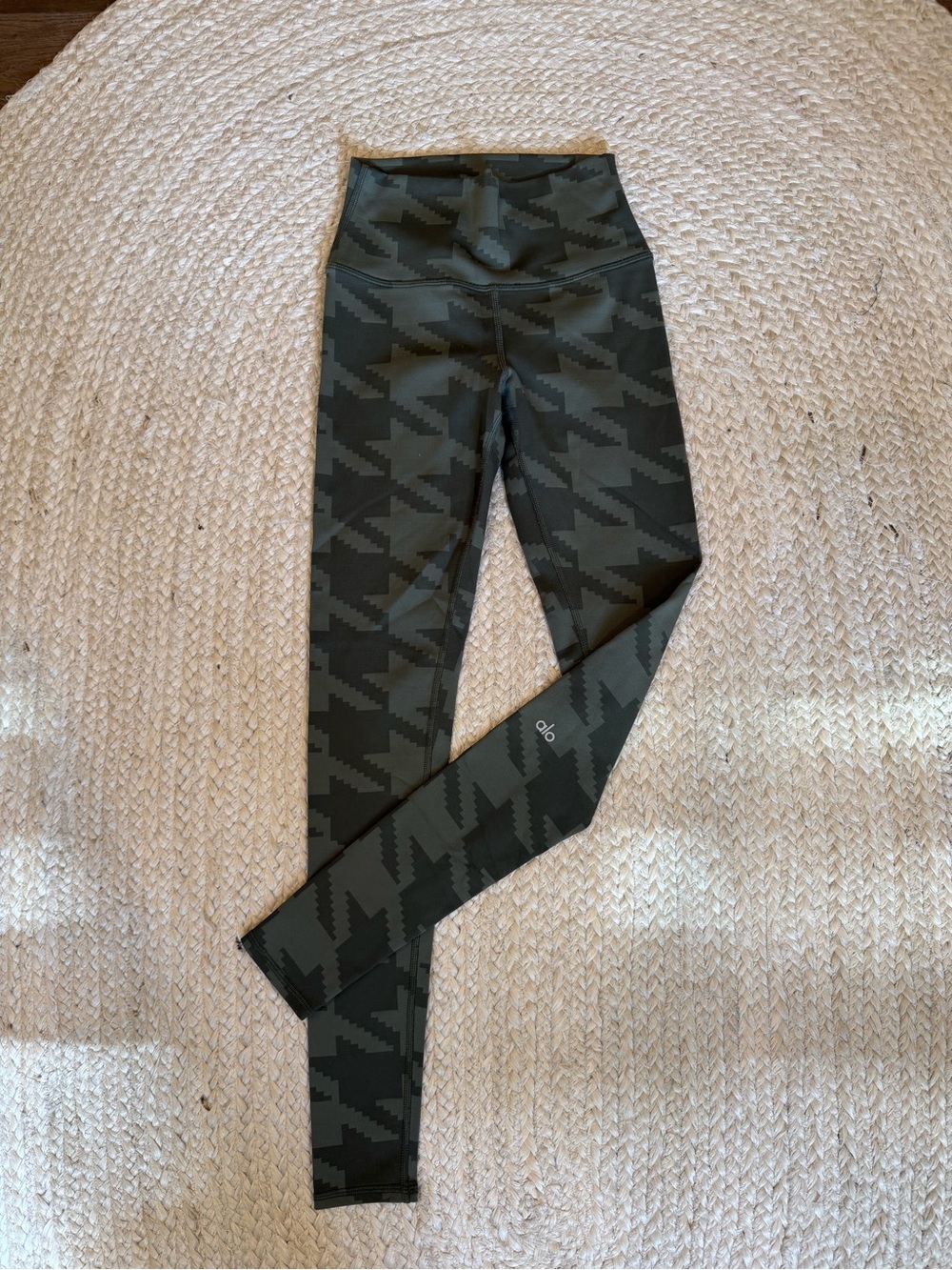 ALO Yoga Olive Geo-Print High-Waist Leggings